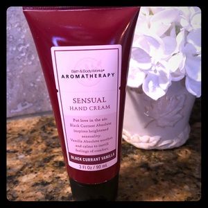 B&BW  DISCONTINUED SCENT **SENSUAL** hand cream!!